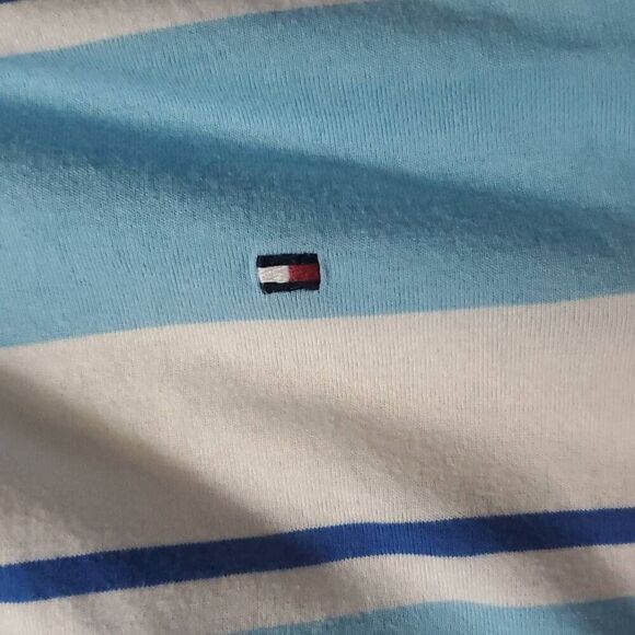 VINTAGE BOYS TOMMY HILFIGER TSHIRT - Picture 3 of 3